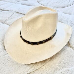 Stetson 8X White Straw Western Cowboy Hat. Size 7 1/8.